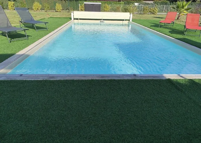 Ferienhaus Maison De Avec Piscine