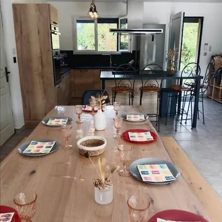 Maison De Avec Piscine Dom wakacyjny *