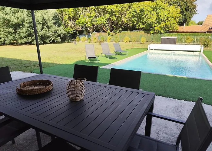 Maison De Avec Piscine 度假居 苏斯通